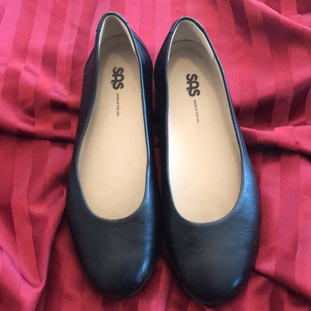 SAS black flats 11.5W